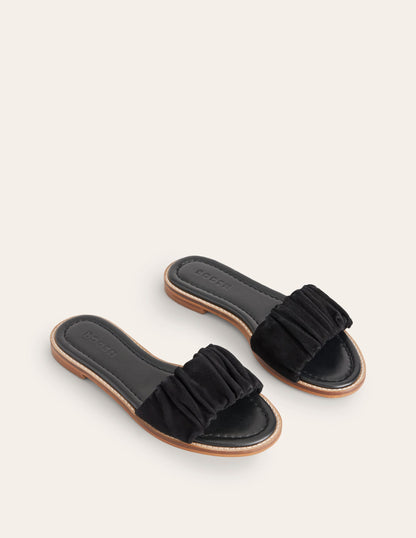 Ruched Flat Sandals-Black