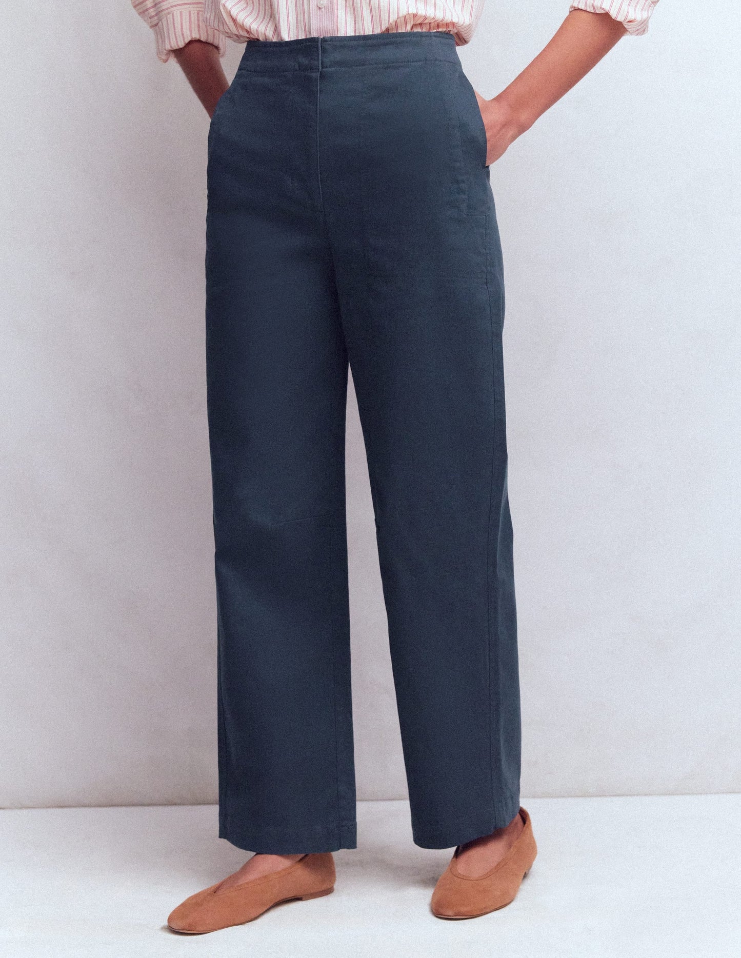 Barrel Leg Chino Pants-Navy
