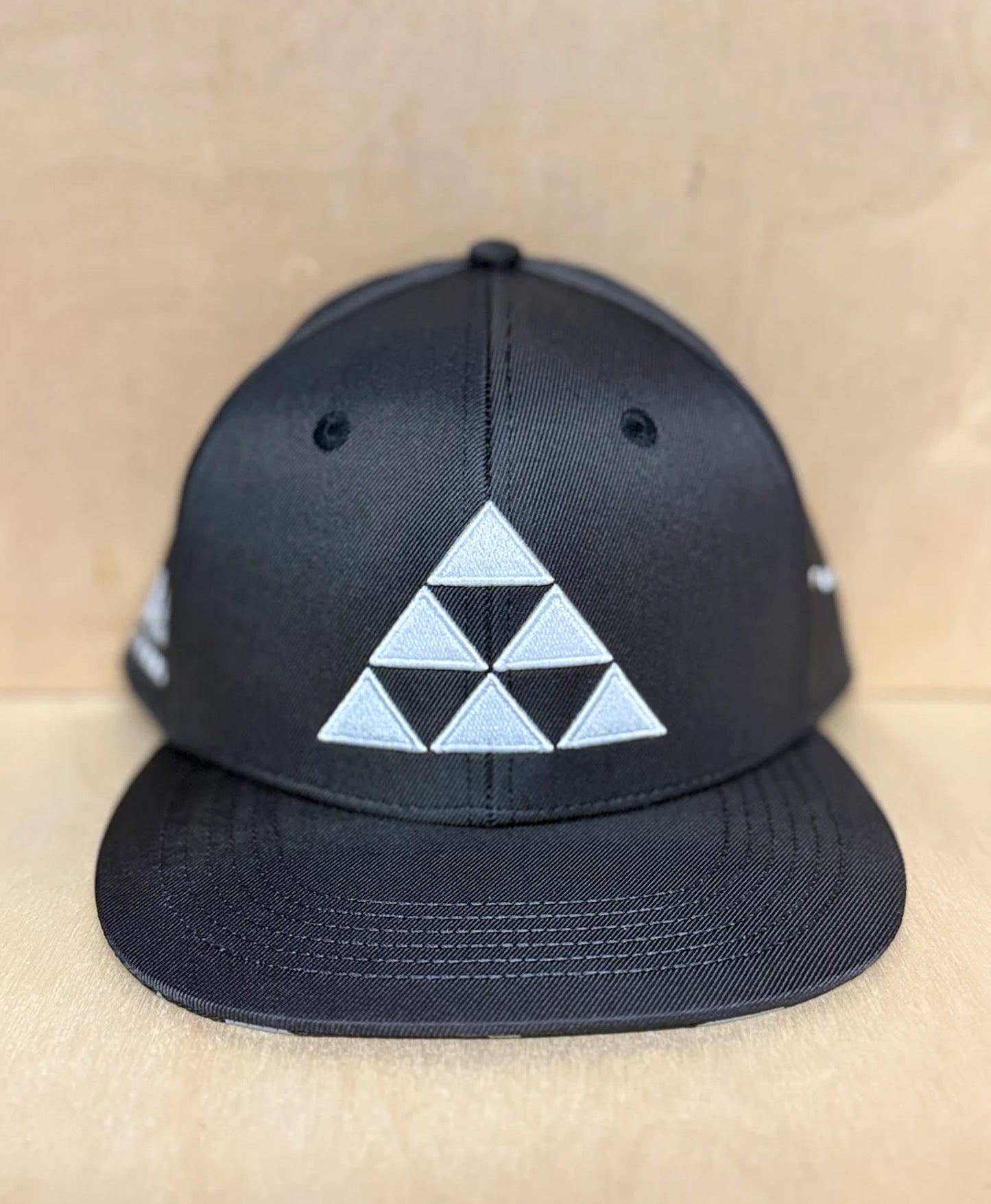 Lokahi 3D Puff Snapback White on Black