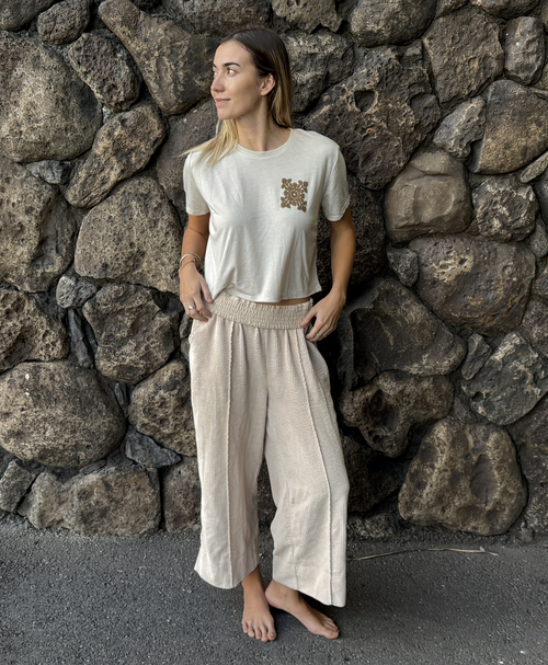 Kapa Kuiki Pocket Wahine Crop Tee