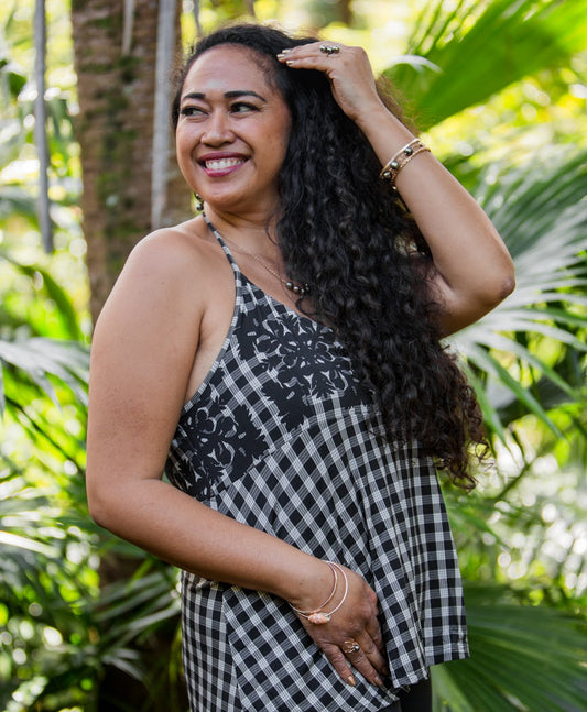 Palaka Kuiki Hoku Halter Top in Black