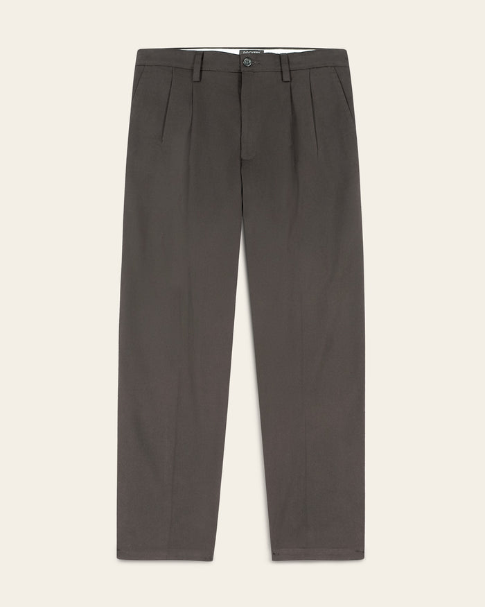 Easy Khakis, Pleated, Classic Fit