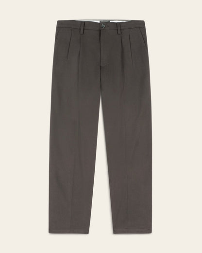Easy Khakis, Pleated, Classic Fit