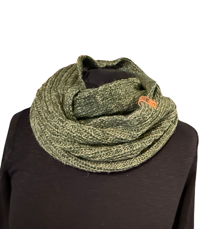 Fern Ribbed Bute Snood