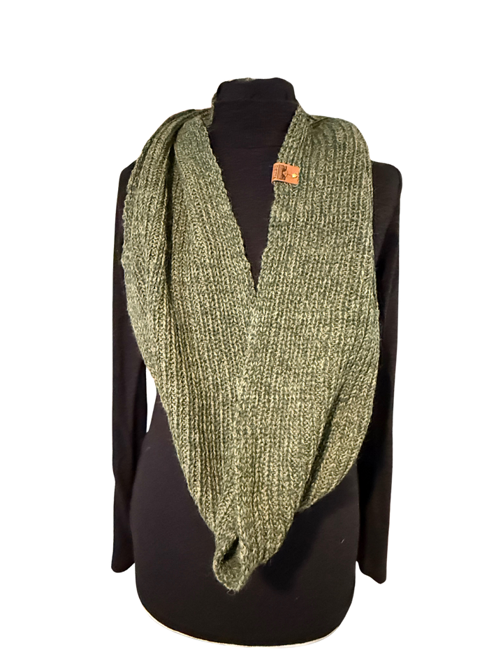 Fern Ribbed Bute Snood