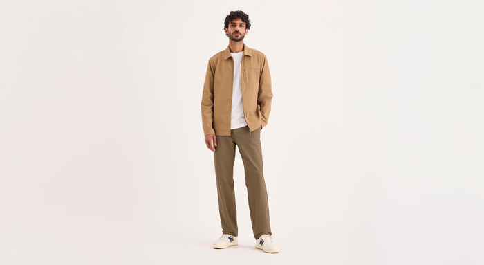 Front view of model wearing Otter Go Airweave Chino, Straight Fit.