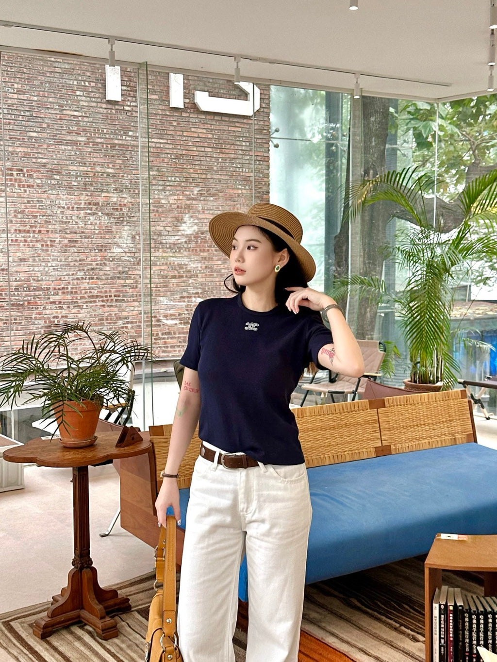 2026 Women’s Ce Logo Embroidered Short-Sleeved T-Shirt (EE401)
