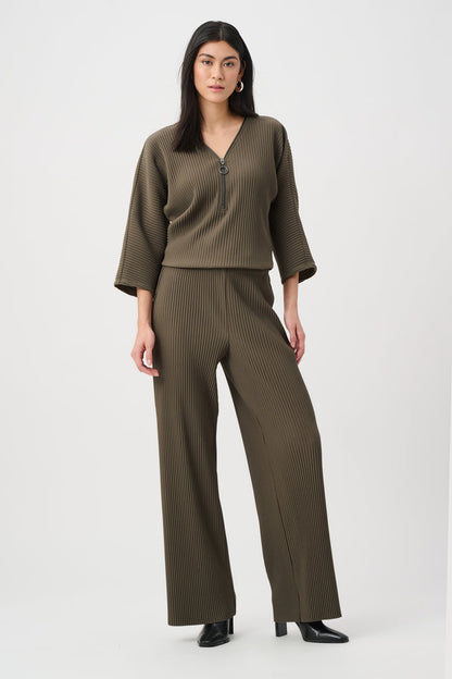 JOSEPH RIBKOFF PLEATED SCUBA CREPE WIDE-LEG PANTS