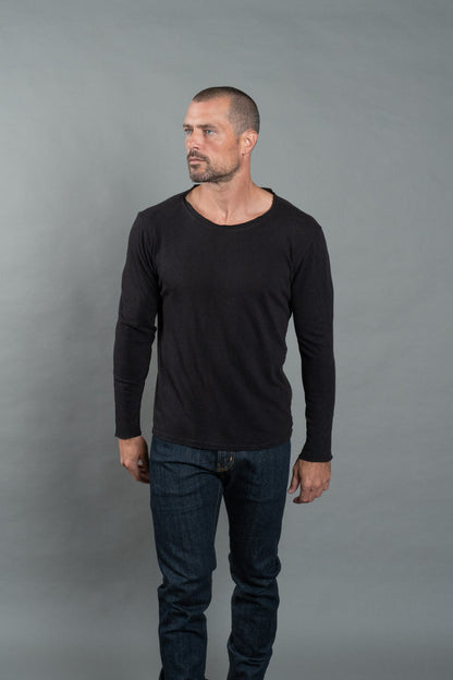Men's Wallace Raw Neck Cotton Linen Long Sleeve Crew Tee - view 5