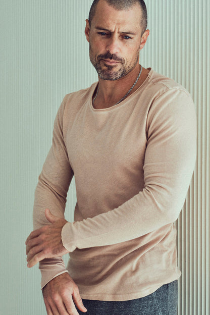 Men's Wallace Raw Neck Cotton Linen Long Sleeve Crew Tee - view 8