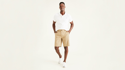 Front view of model wearing Sand Dune Perfect 10.5" Shorts, Classic Fit (Big and Tall).