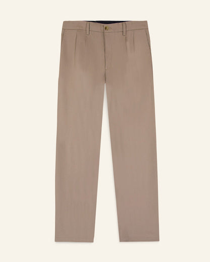 Signature Khakis, Pleated, Classic Fit