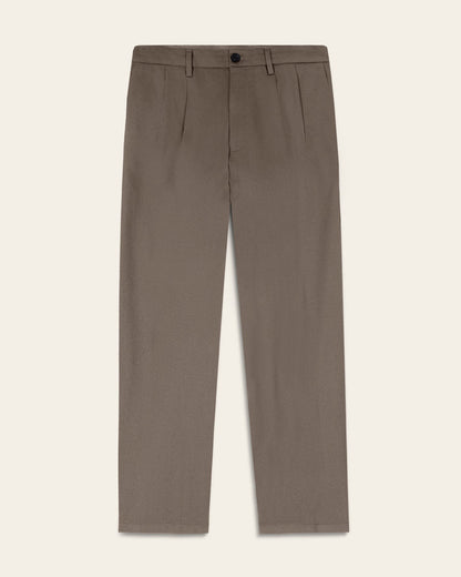 Signature Khakis, Pleated, Classic Fit