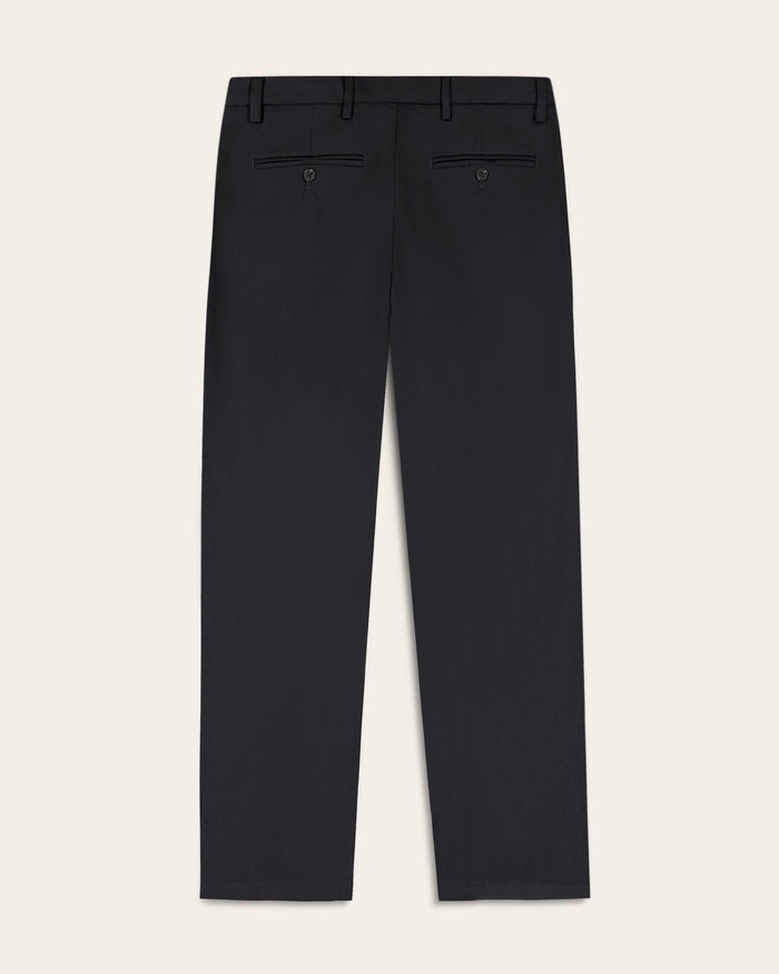 Signature Khakis, Pleated, Relaxed Fit