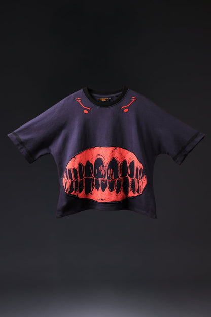 The Disgraced One - Oversized Tshirt