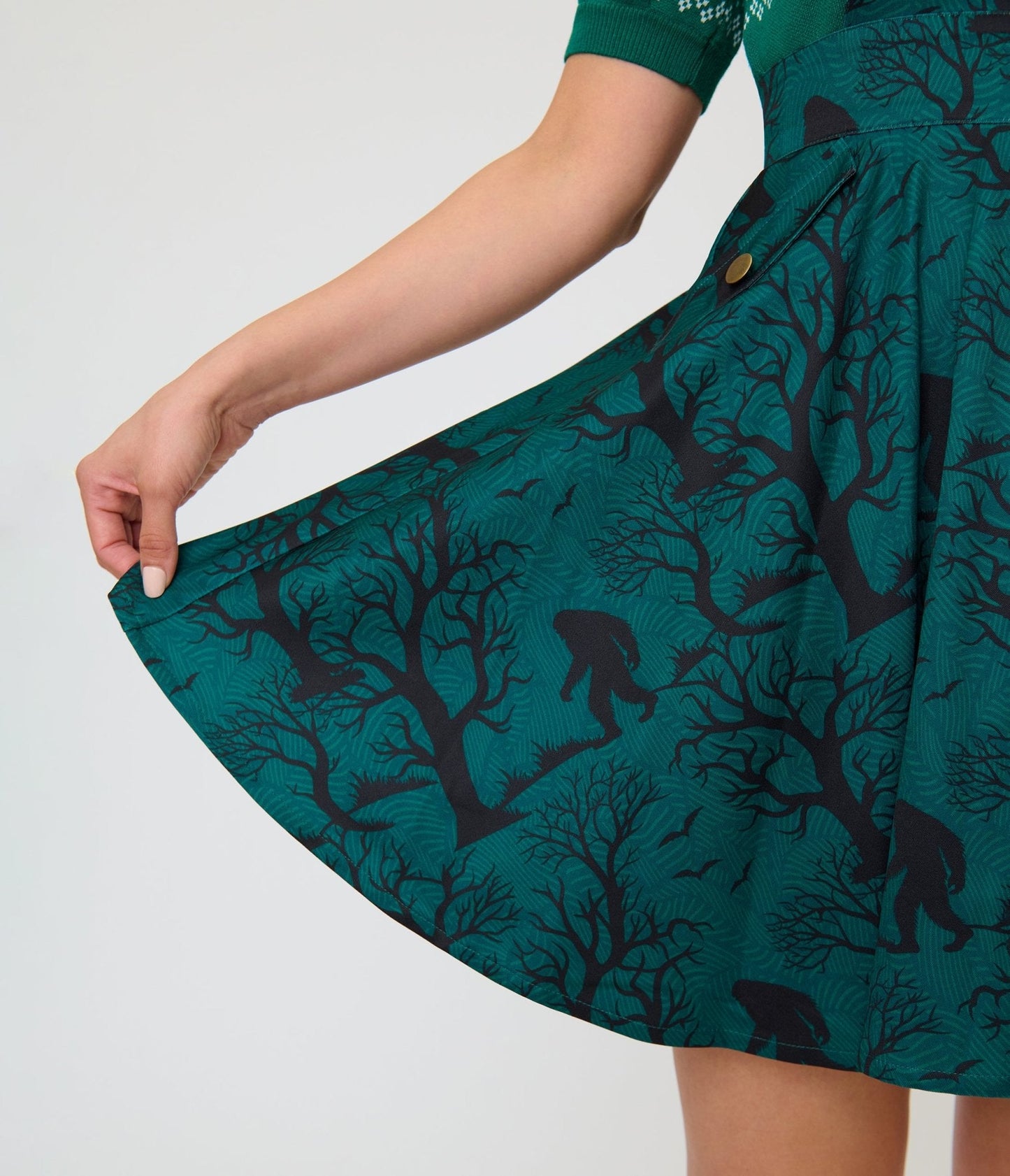 Unique Vintage Forest Green Sasquatch Brionne Pinafore Skirt